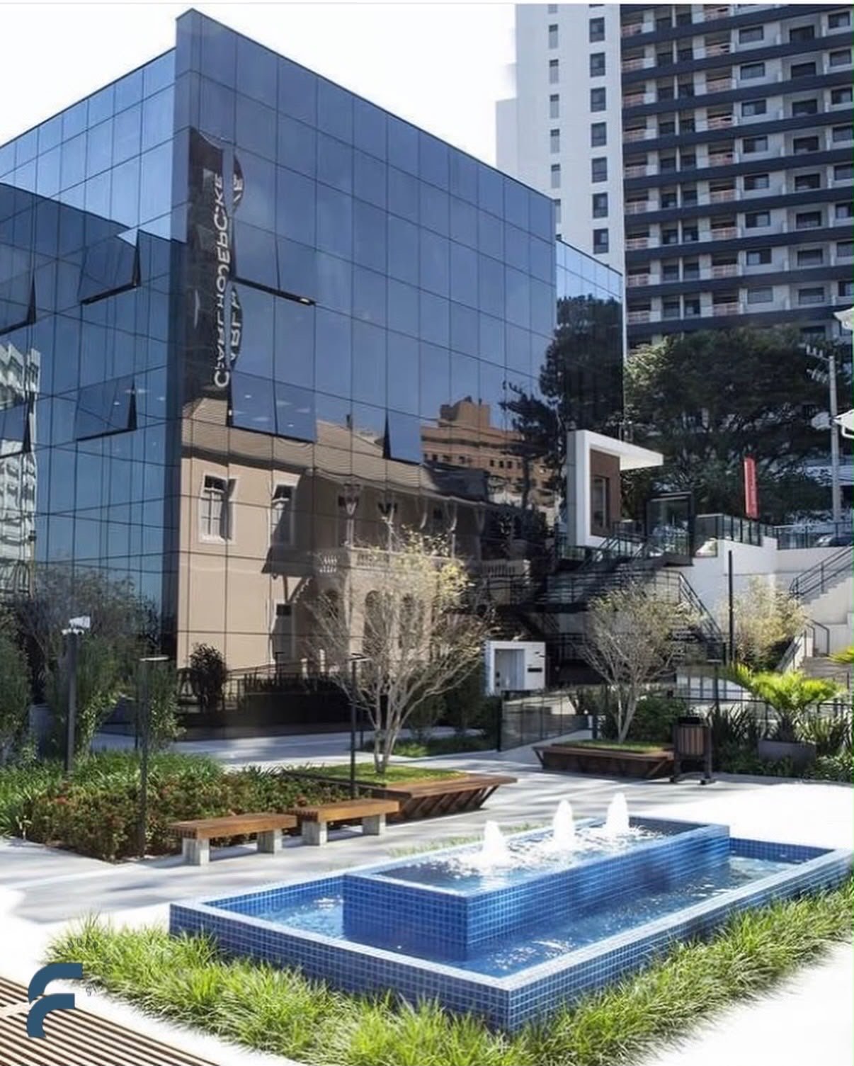 Sala comercial de 99 m² para aluguel | Centro Executivo Carl Hoepcke